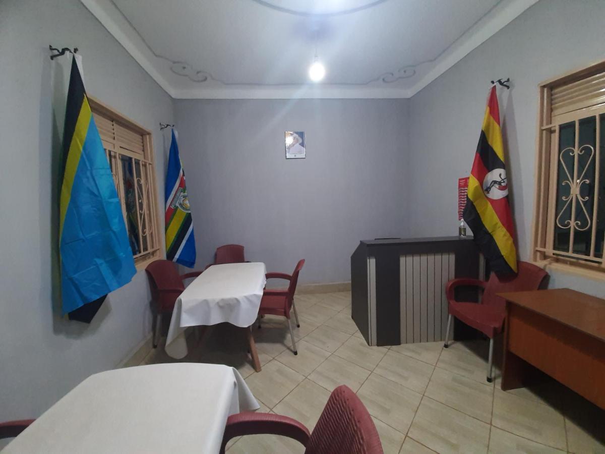 Jusvero Motel Τζίντζα Εξωτερικό φωτογραφία